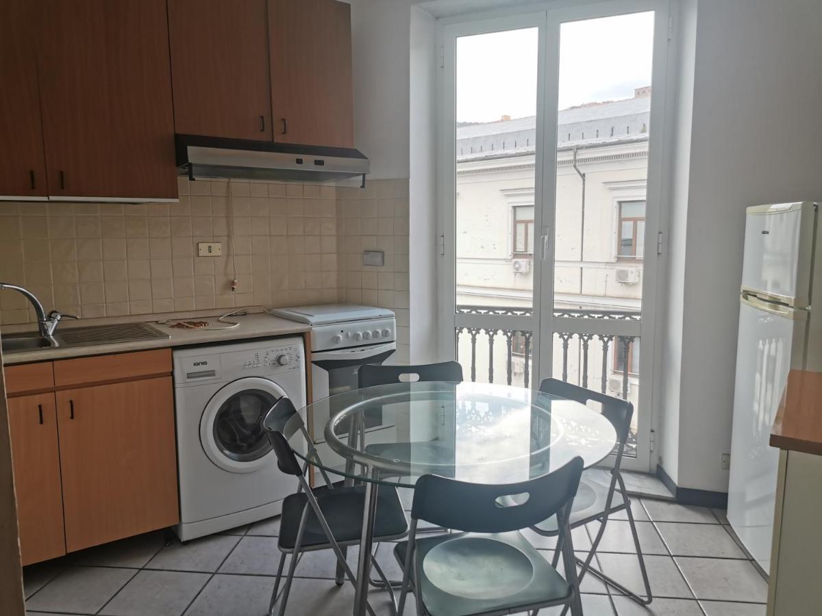 Residence La Lanterna Генуя Экстерьер фото