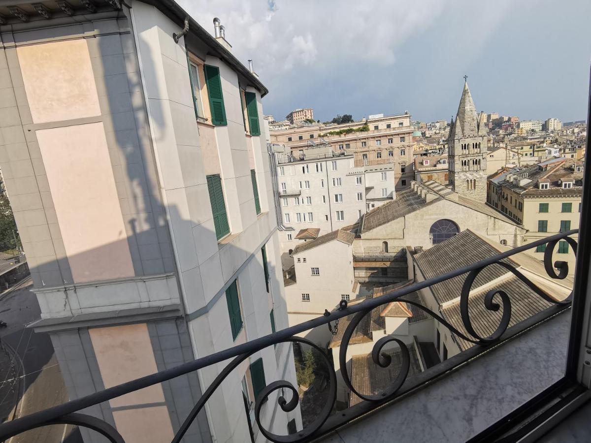Residence La Lanterna Генуя Экстерьер фото