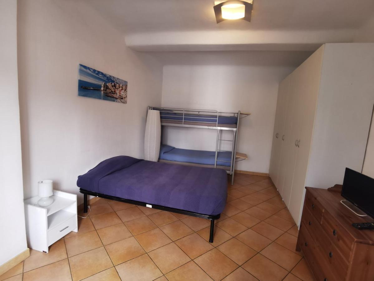 Residence La Lanterna Генуя Экстерьер фото