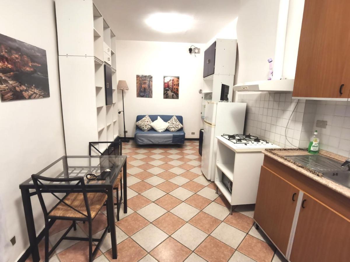 Residence La Lanterna Генуя Экстерьер фото