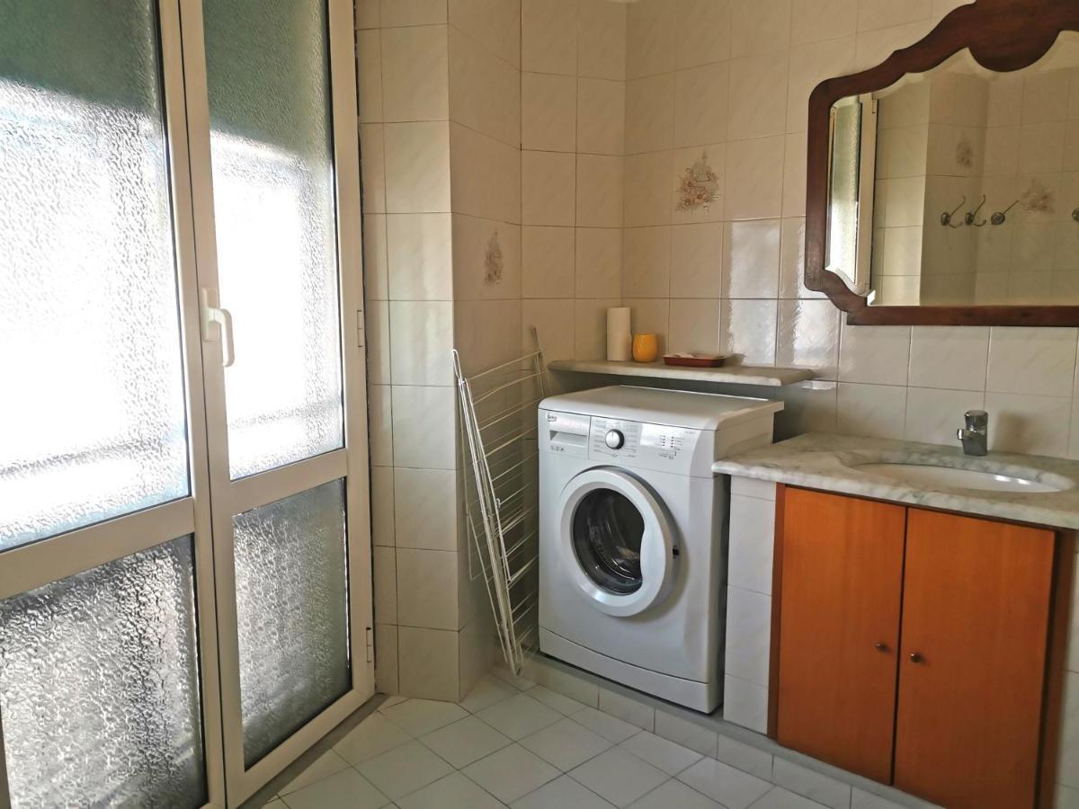 Residence La Lanterna Генуя Экстерьер фото