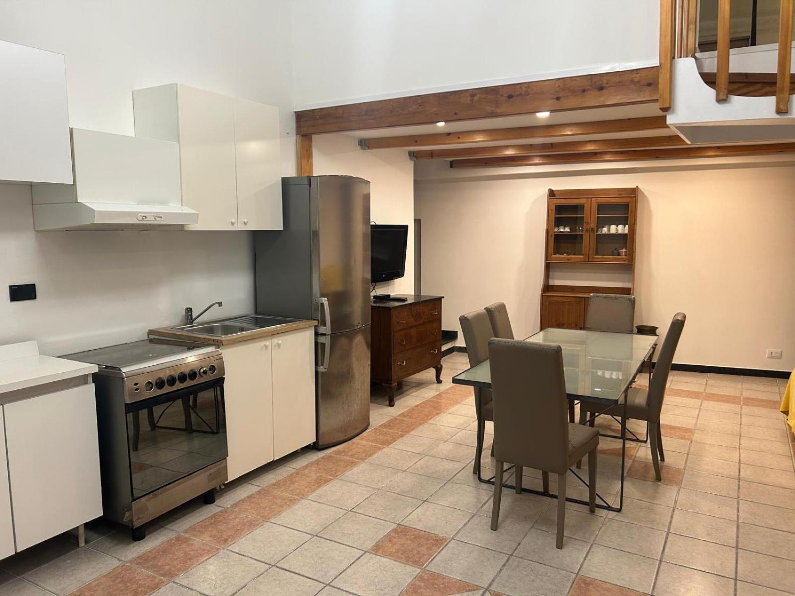 Residence La Lanterna Генуя Экстерьер фото