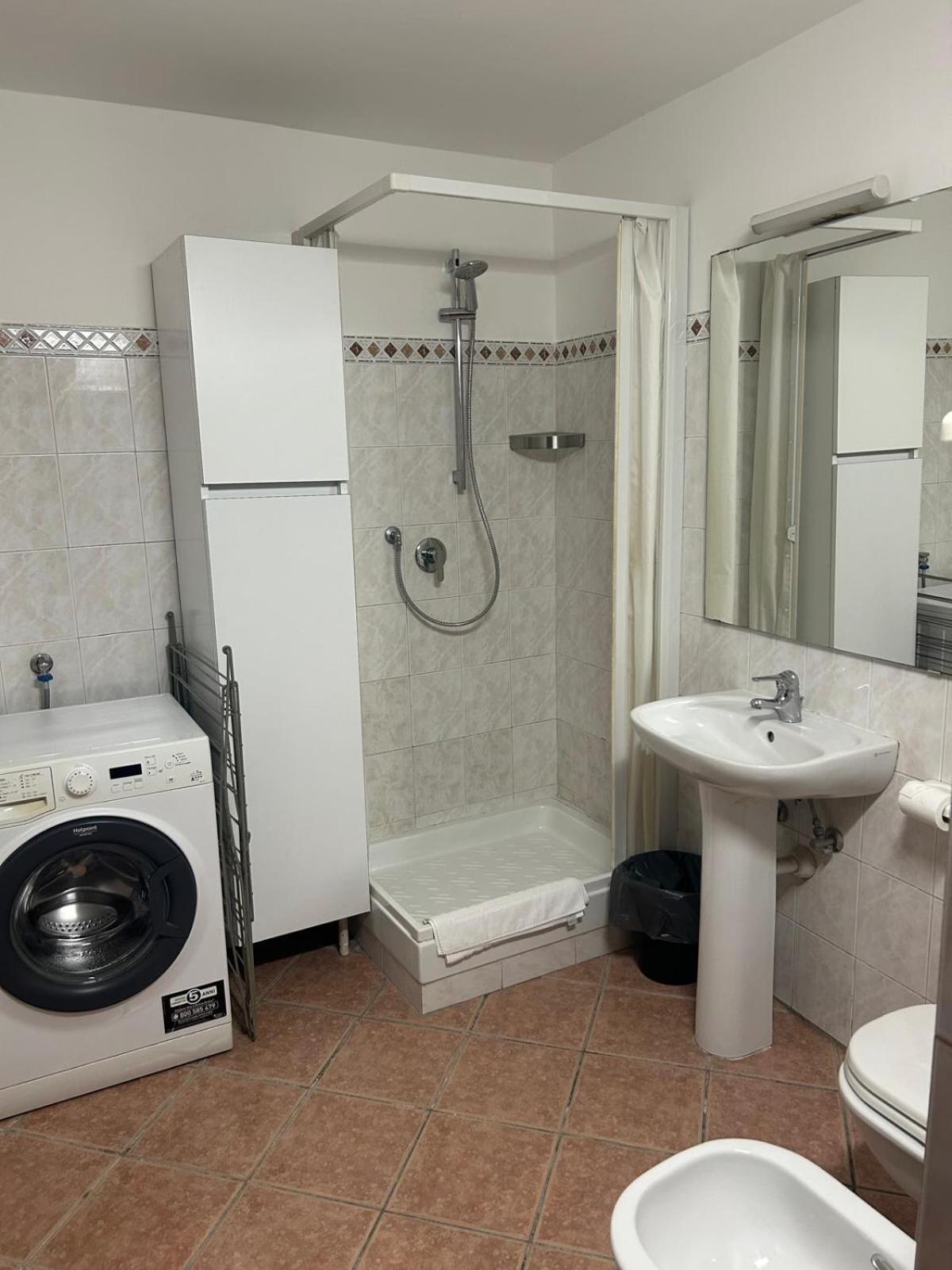 Residence La Lanterna Генуя Экстерьер фото